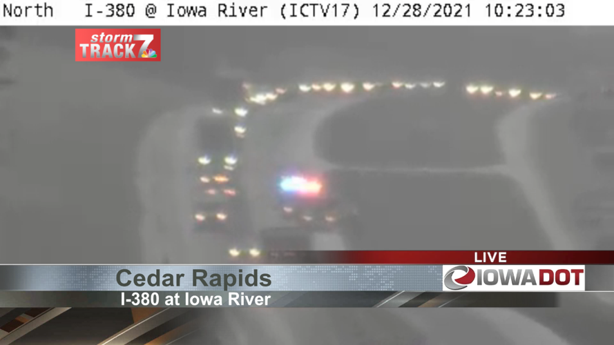 Accidents reported in eastern Iowa Tuesday as snow covers roads | Cedar ...