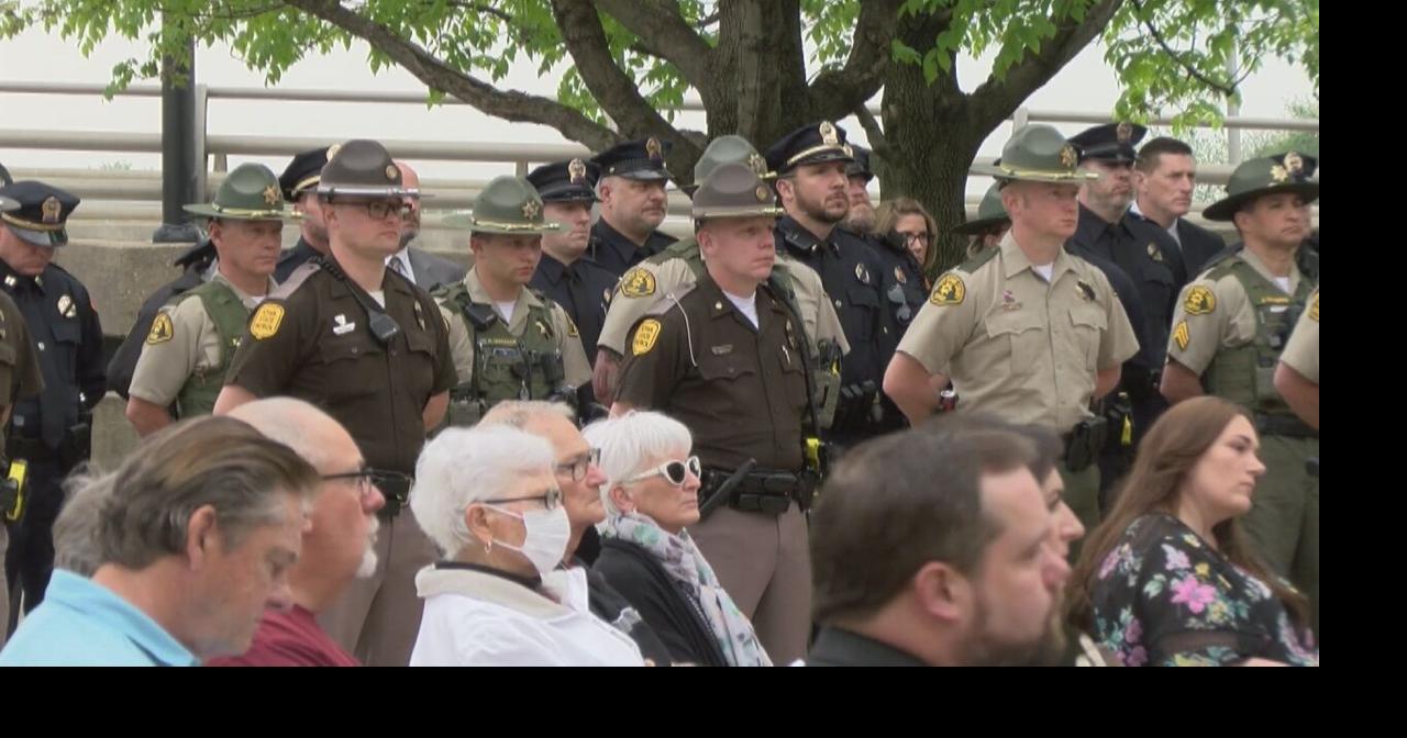 Black Hawk County Law Enforcement Honors Fallen Officers Waterloo