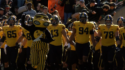 LOOK: Iowa Wearing Gold Jerseys Vs Minnesota - Go Iowa Awesome