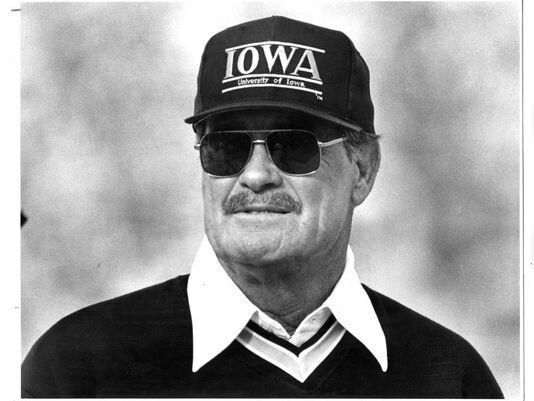 Iowa Football Coach Hayden Fry dies 