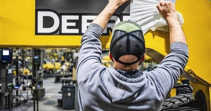 John Deere recalls workers to Iowa facilities amid demand