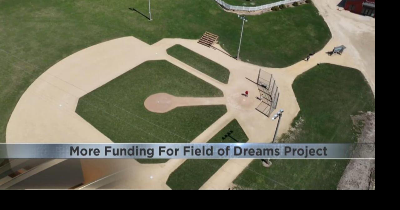 MLB auctioning 'Field of Dreams' gear to benefit Dubuque cancer center –  KIRO 7 News Seattle