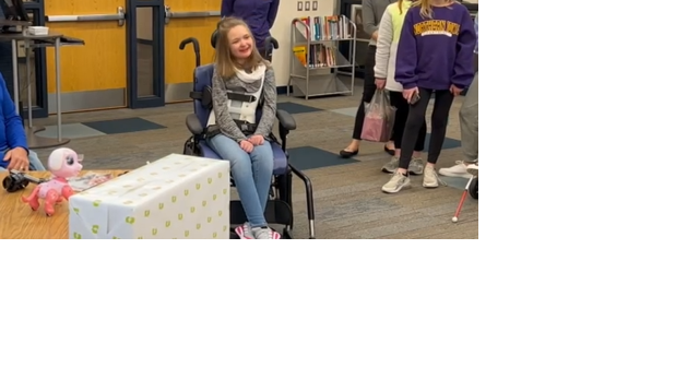 Eastern Iowa student receives life changing speech device - Vimarsana News