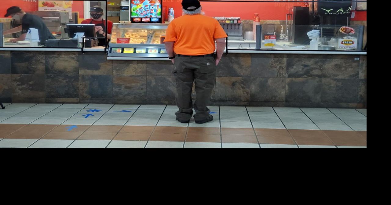 Customers flock as Lindale Mall reopens, businesses work to adjust operations Cedar Rapids