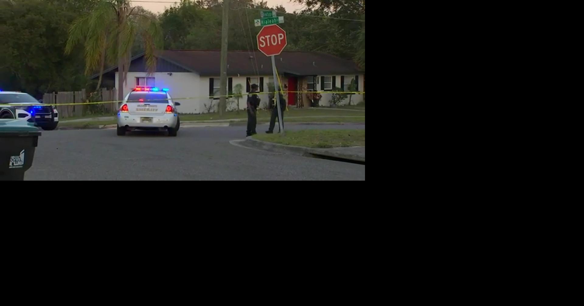 1 TV news employee shot dead, another wounded, covering previous