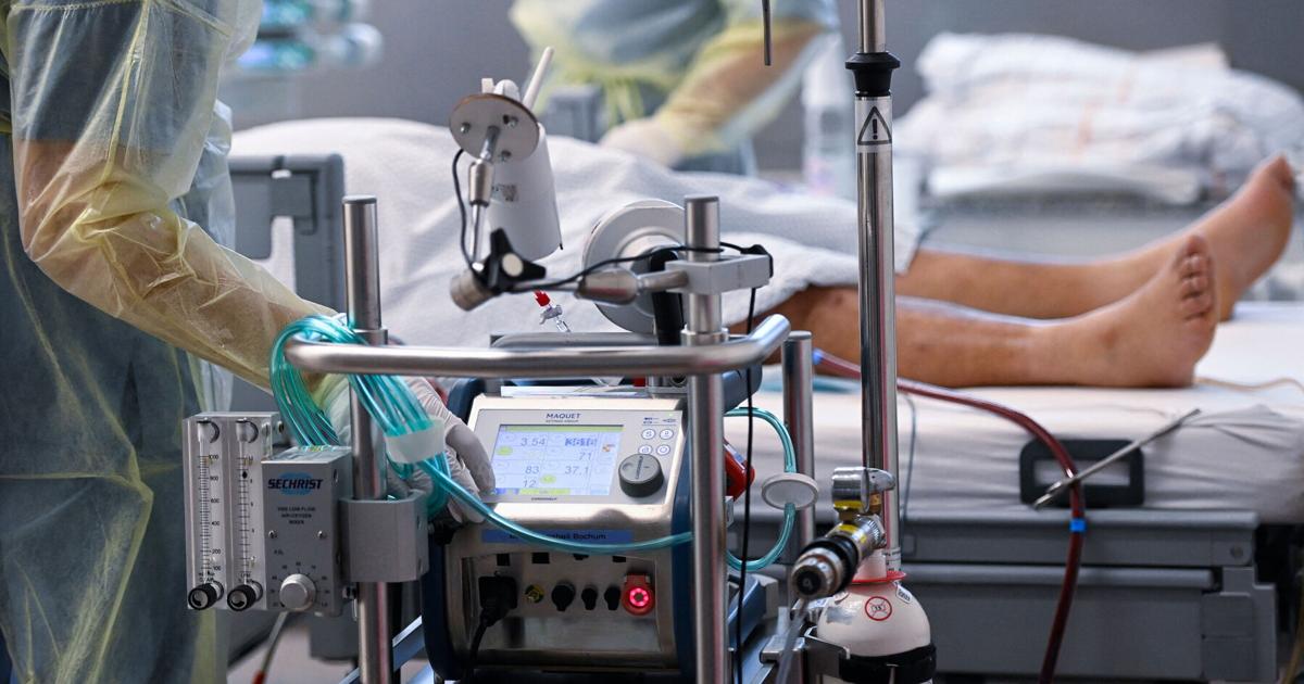 ECMO therapy cuts Covid-19 patients in half if they are likely to die.coronavirus
