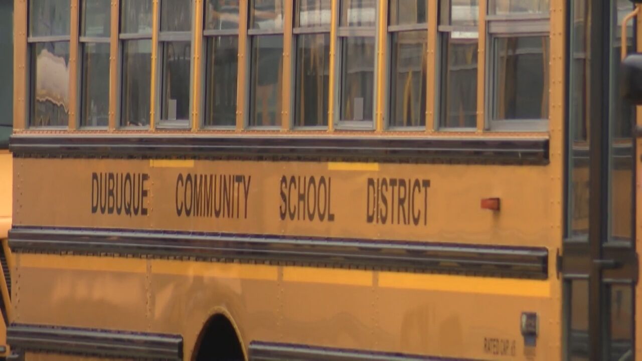 Dubuque Community School District Will Offer Fully Virtual School In ...