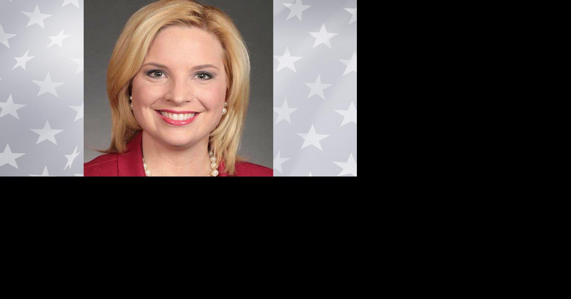 Ashley Hinson wins Iowa #39 s 2nd Congressional District News kwwl com
