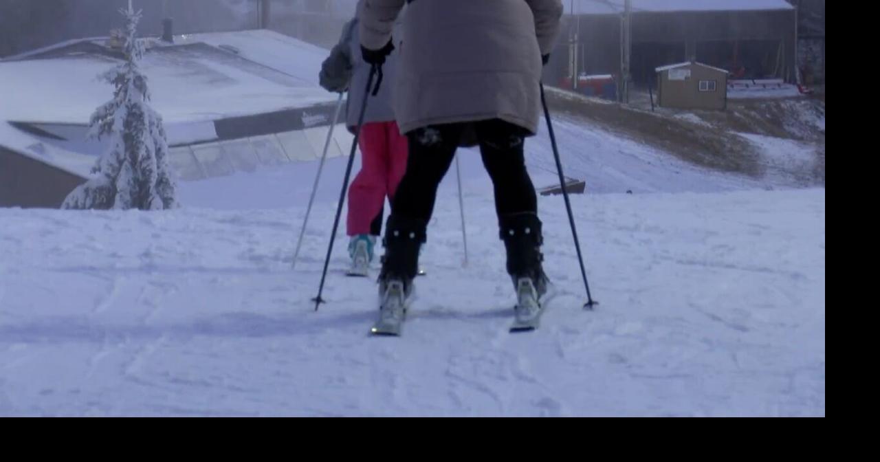 sundown-ski-resort-opens-early-for-it-s-50th-season-dubuque-kwwl