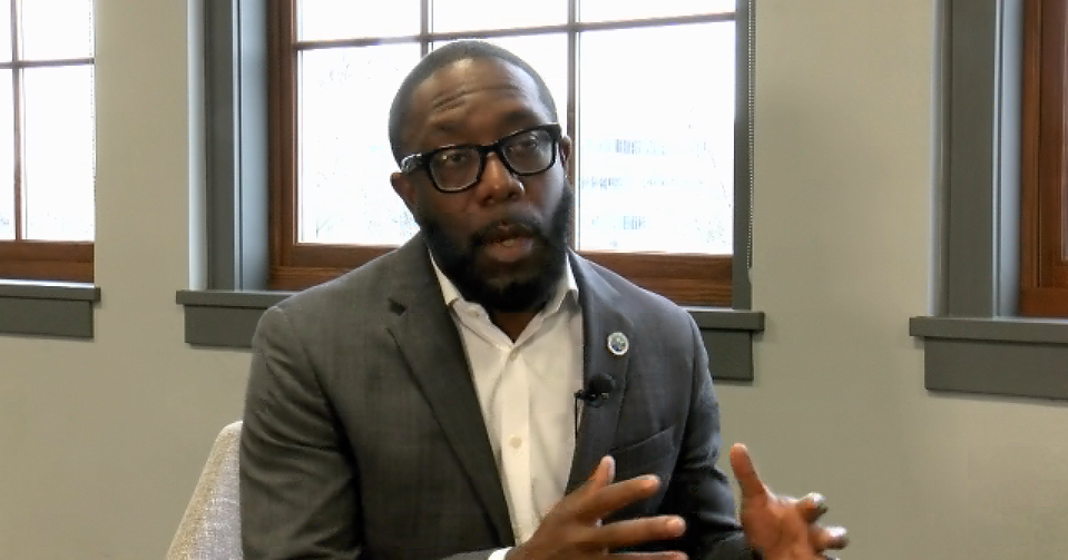 Waterloo mayoral race: Hart highlights achievements, commitment to economic growth