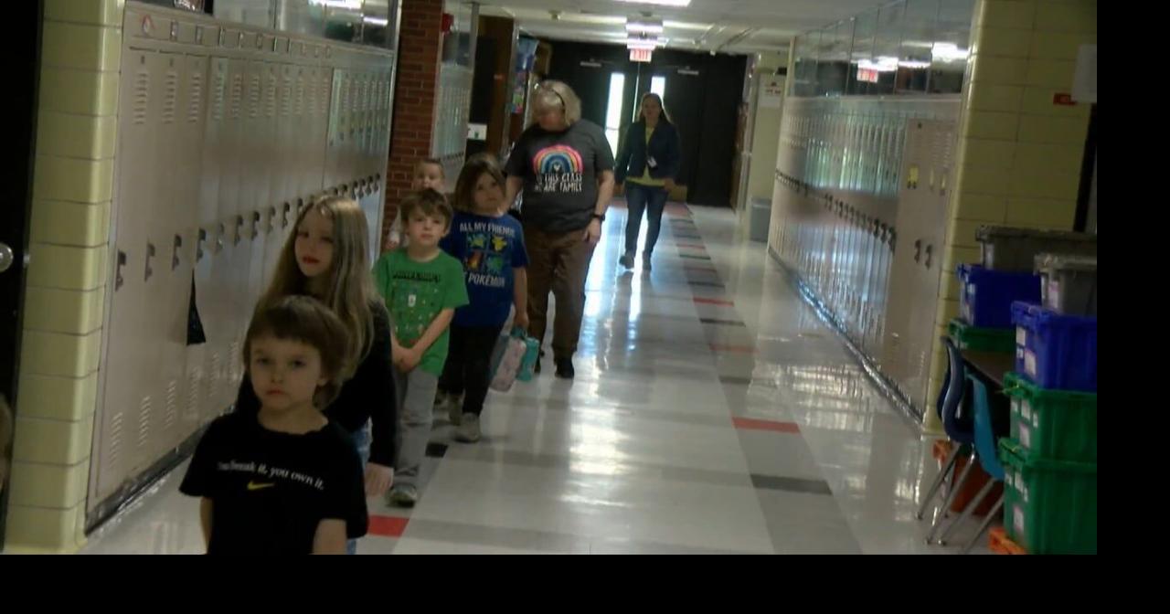 Architects visit Cedar Rapids to come up with new ways to update school ...