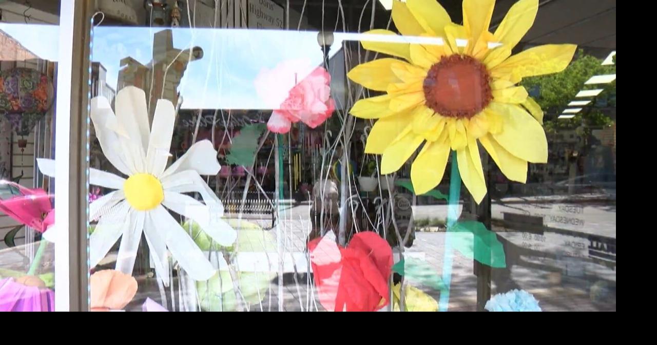 Cedar Valley businesses see Mother’s Day weekend rush