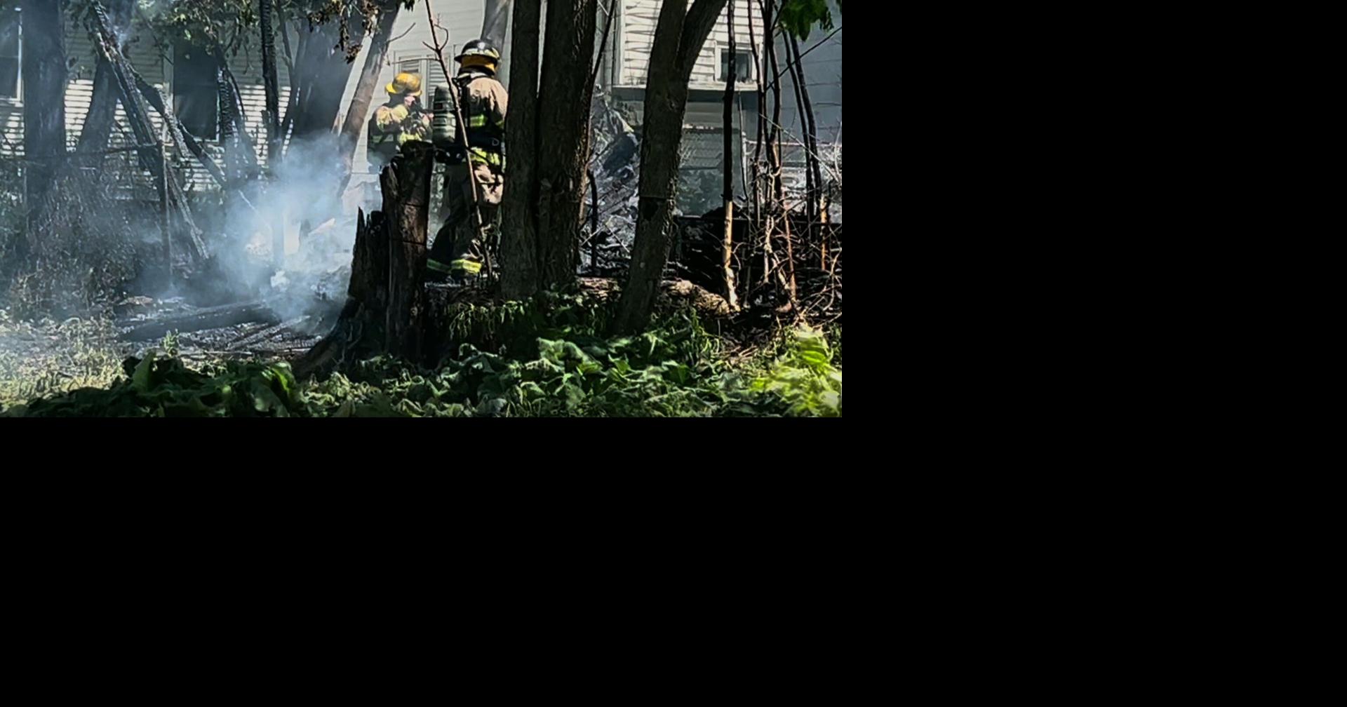 Garage destroyed by fire in Waterloo | News | kwwl.com