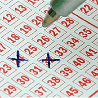 Marion woman claims top prize in $50 000 Holiday Super Crossword Marion woman claims top prize in $50 000 Holiday Super Crossword