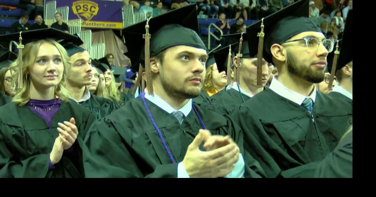 UNI holds their latest Graduation Ceremony | Video | kwwl.com