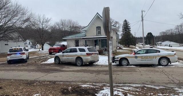 Five charged after Fayette County drug bust | News | kwwl.com