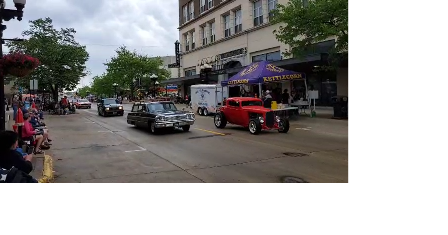 Waterloo celebrates 40th Annual 4th Street Cruise Waterloo