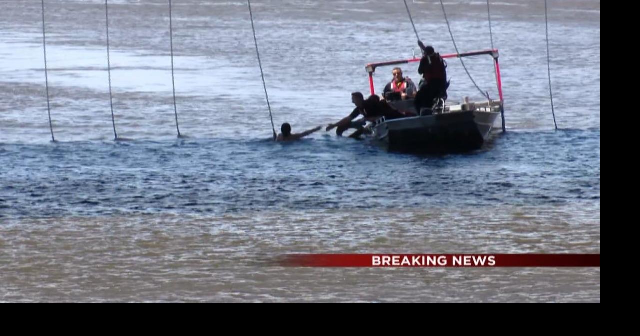 One person rescued from Cedar River in Waterloo | Waterloo | kwwl.com
