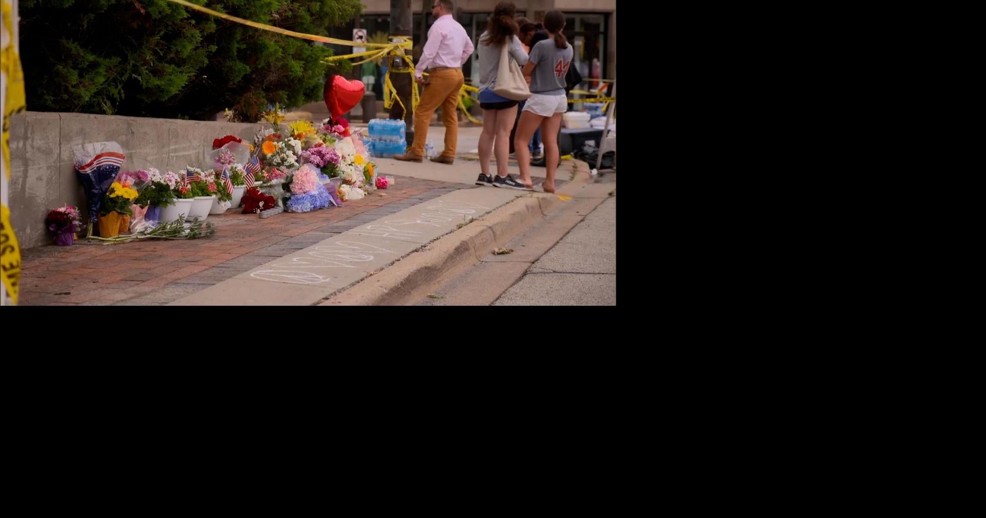 Father of suspected gunman at Fourth of July parade mass shooting in ...