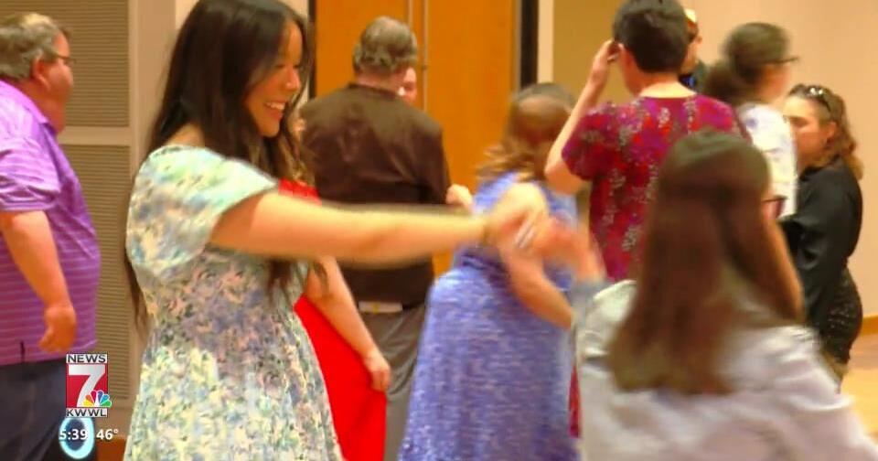 Ul Prom Program UNI student program hosts Best Buddies Prom | News | kwwl.com