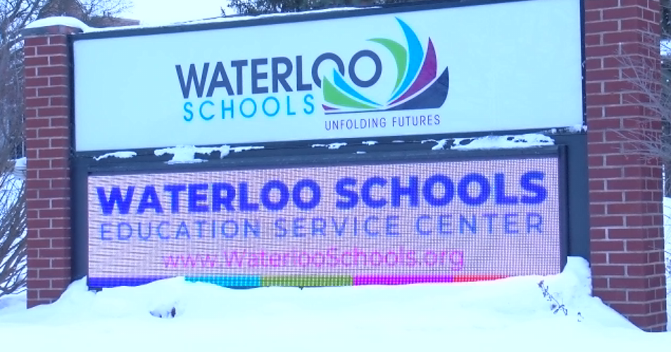 Waterloo School Board to review dress code, student government tonight