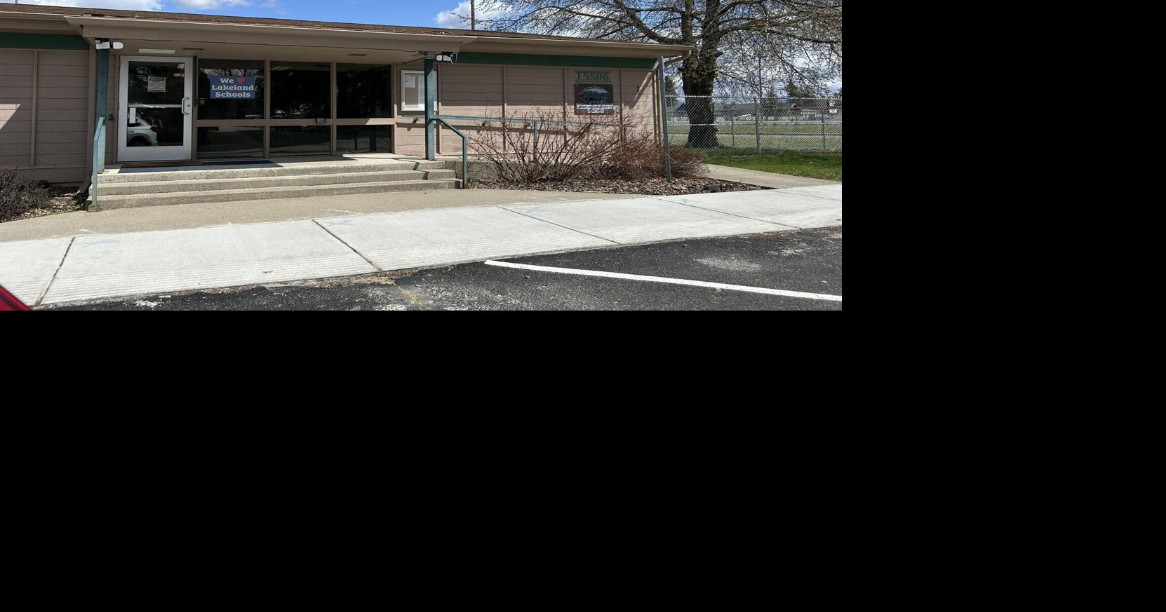 Former employees call for Lakeland School District board resignation