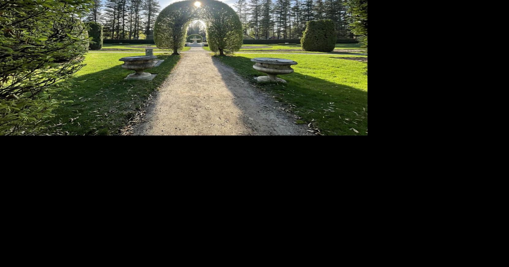 Free children's scavenger hunt at Manito Park this month
