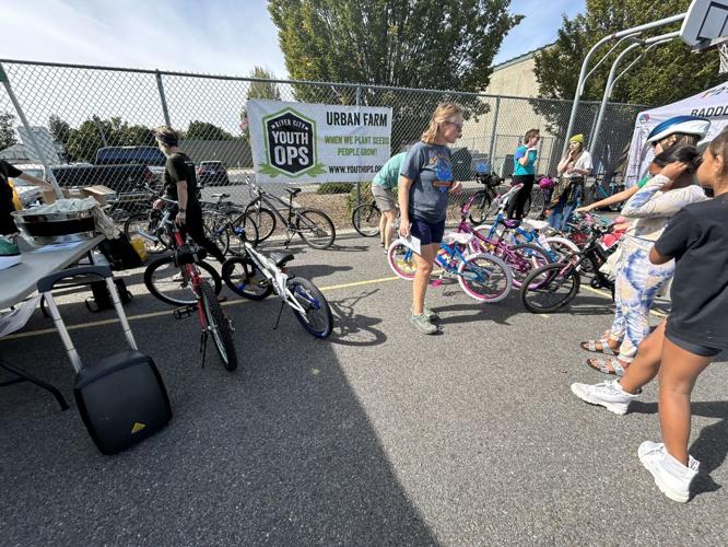 Spokane community embraces new bike bus program for West Central kids ...