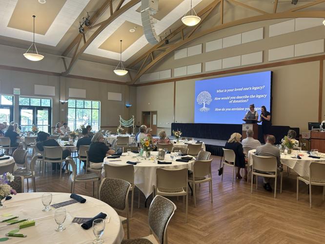 Organ donor families honored by recipients at community celebration