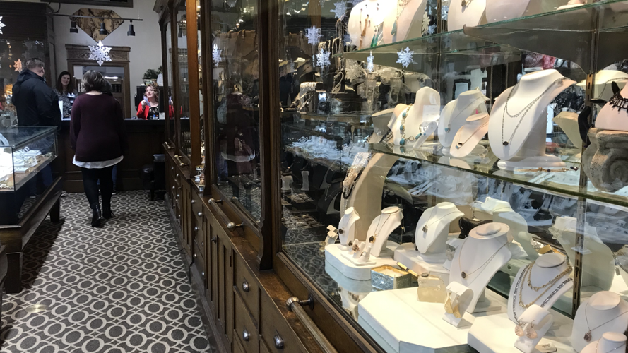 Idaho jewelry store expects snow promotion refunds to hit 500,000