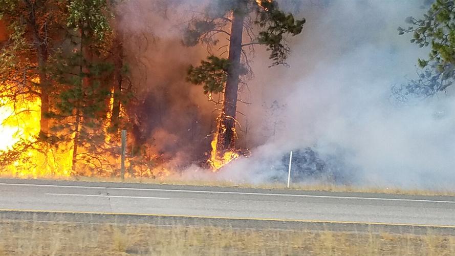 UPDATE All lanes open after fire impacts traffic on I90 near Cle Elum