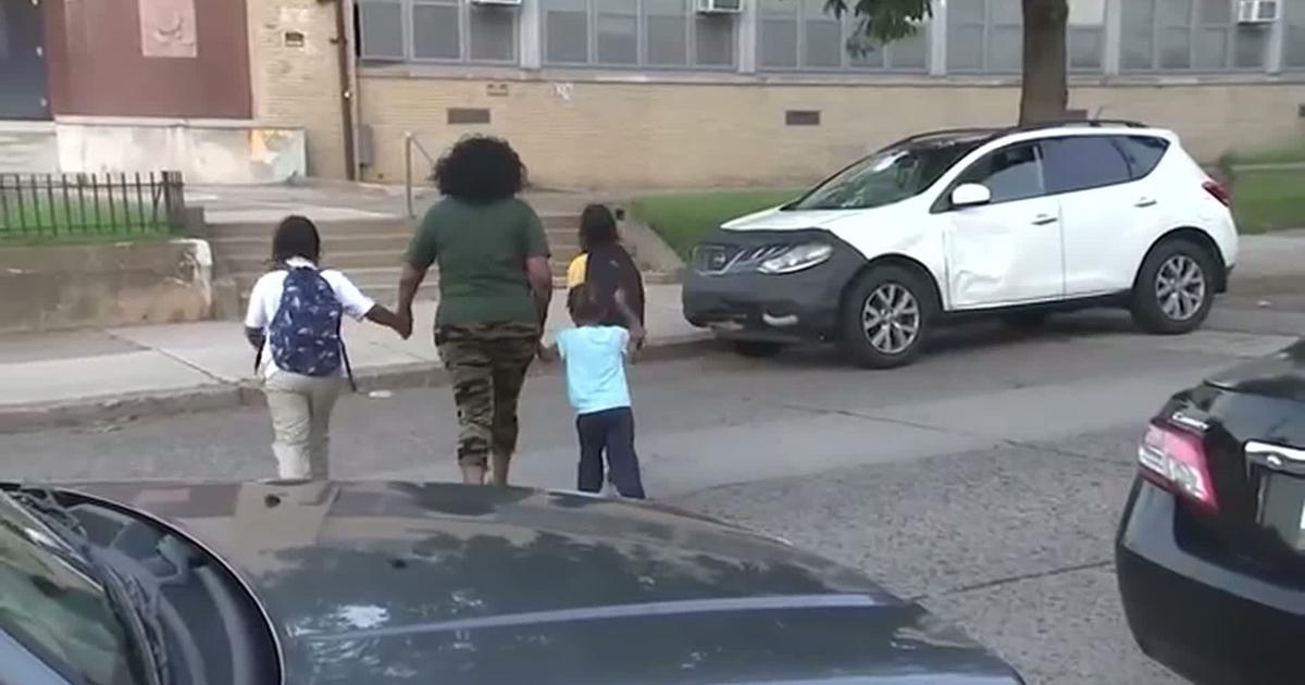 RAW: PA: 52 PHILADELPHIA SCHOOLS CLOSE EARLY FOR HEAT