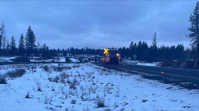 One driver killed, one hospitalized in rollover crash on WB I-90 near