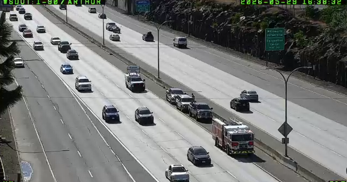 TRAFFIC ALERT: Crash on I-90 eastbound near Hamilton Street blocking left lane