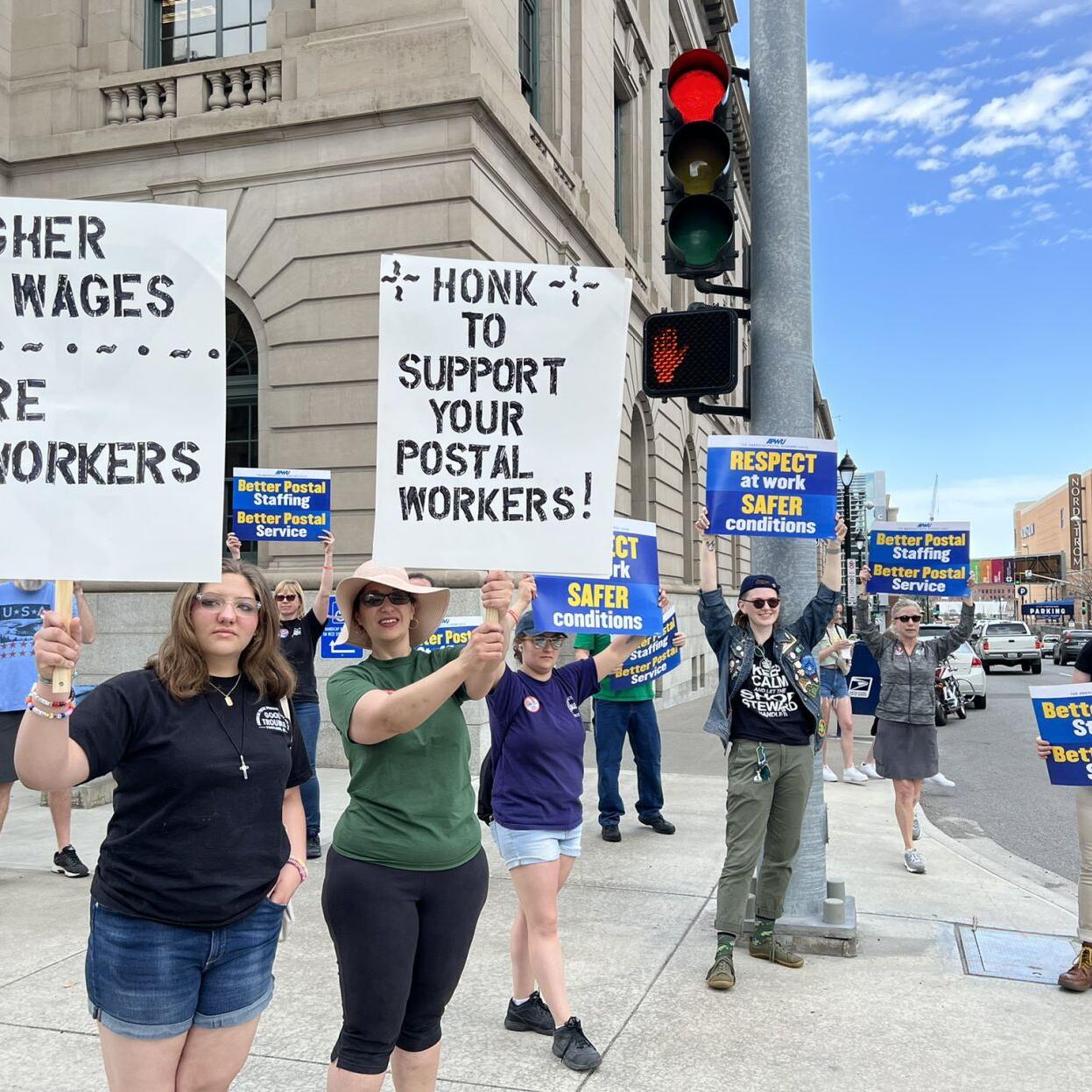 Postal workers hold rallies across country, demanding change | News |  kxly.com
