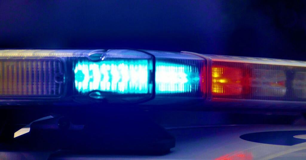 Head-on crash kills 5 people in Douglas County