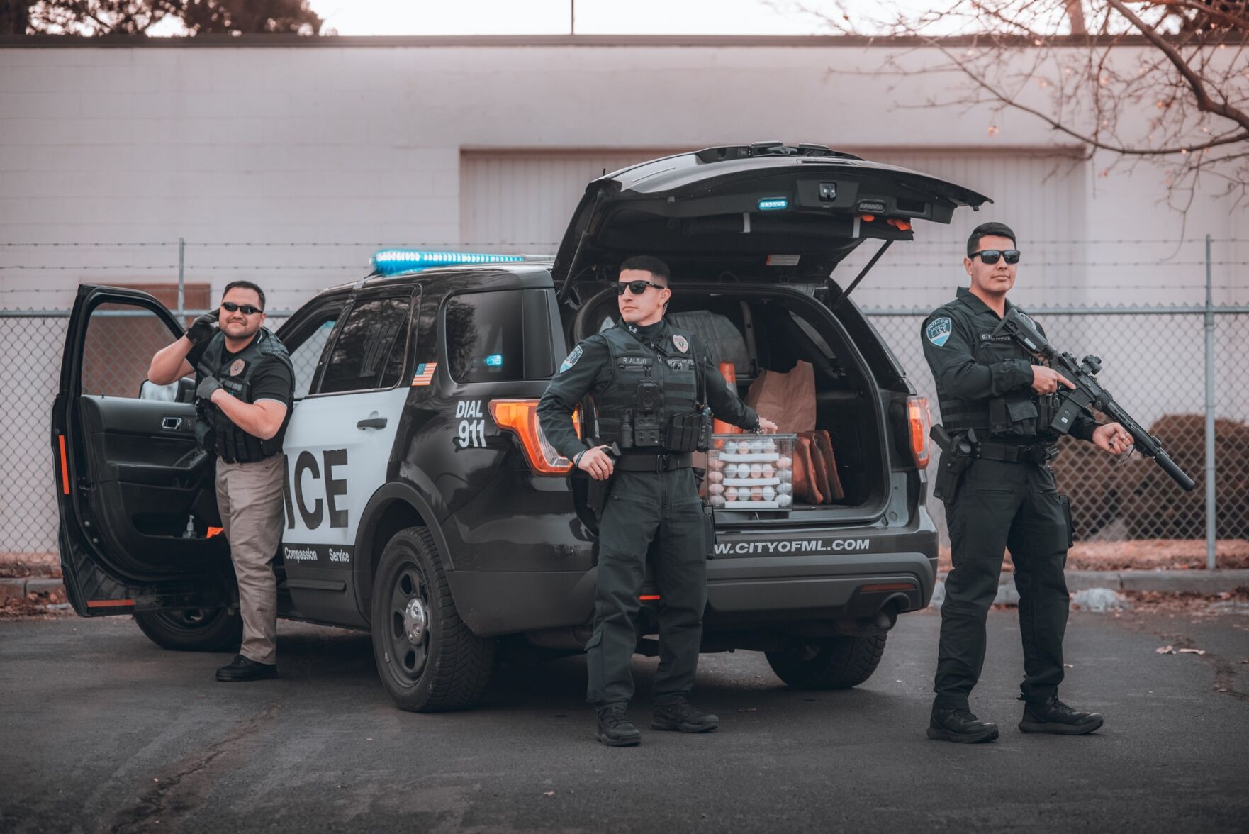 Moses Lake Police officers execute successful egg escort | News | kxly.com
