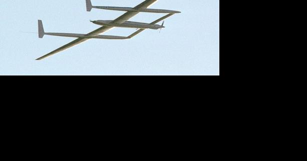 Dick Rutan, who set an aviation milestone when he flew nonstop around the world, is dead at 85 - Vimarsana News
