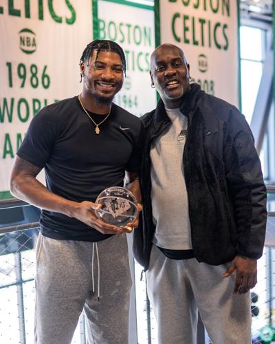 Marcus Smart wins the NBA Defensive Player of the Year award / News 