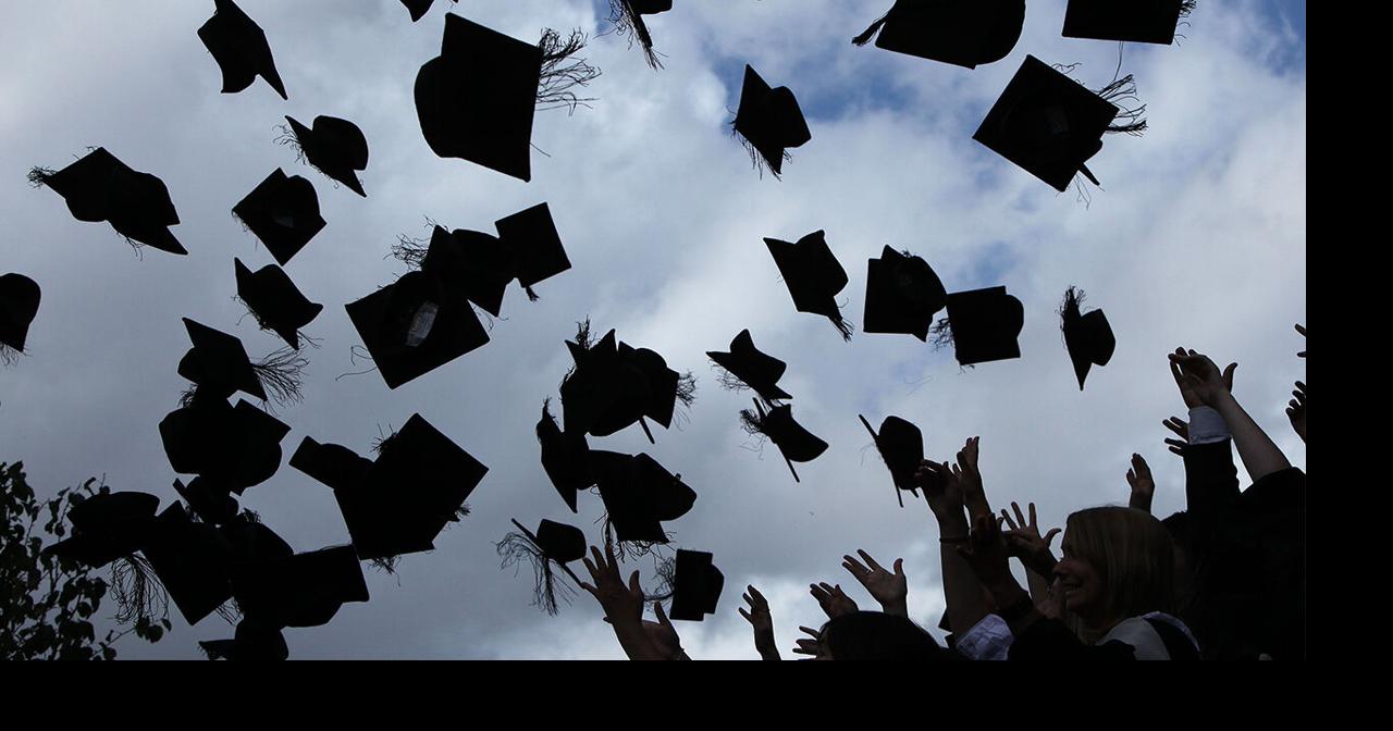 Four Airway Heights prison inmates to receive A.A. degrees News