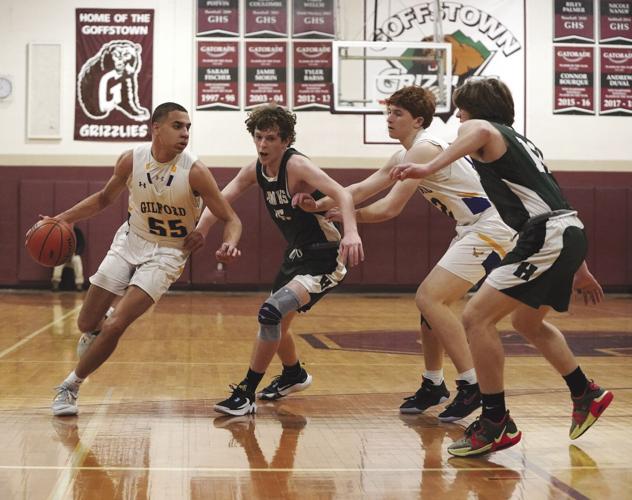 Jalen Reese dribbles