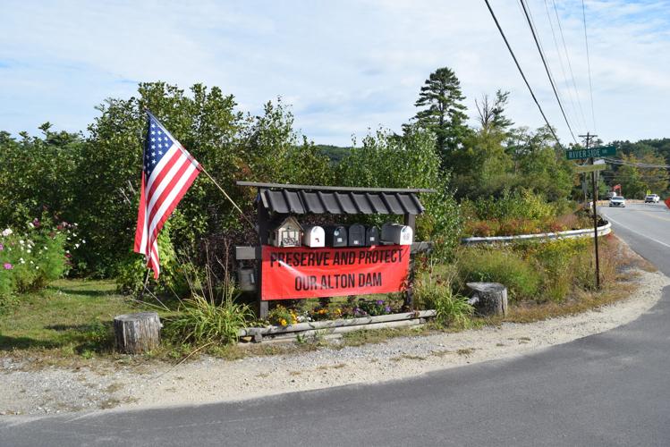 Dam banner