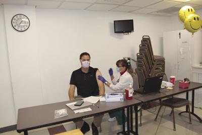 Dr. Andrew Seefeld gets COVID vaccine