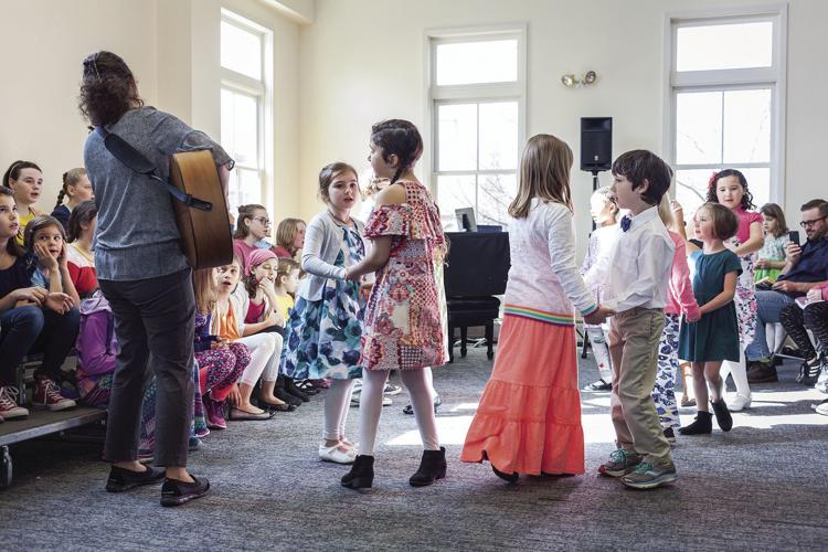 04-04 Sing-and-dance-finches-by-Eliz-Frantz.jpg