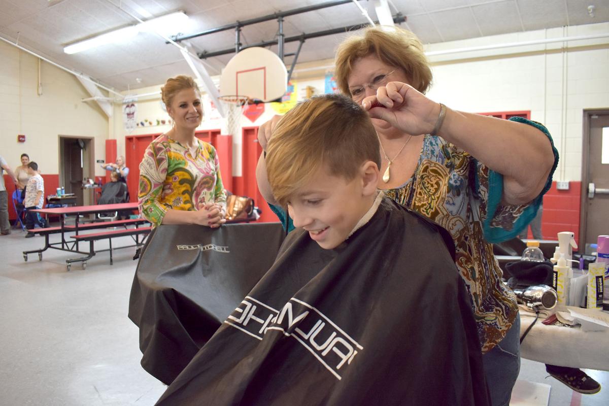 Barbers Give Free Haircuts To Children In Time For Turkey