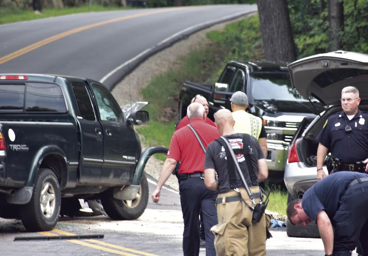 Headon crash kills 1, injures 5 Local News