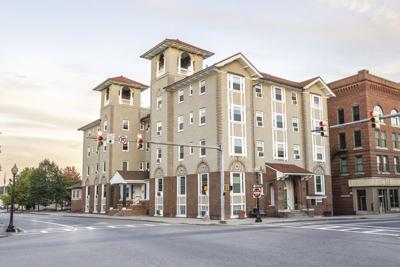 Tavern Inn Apartments