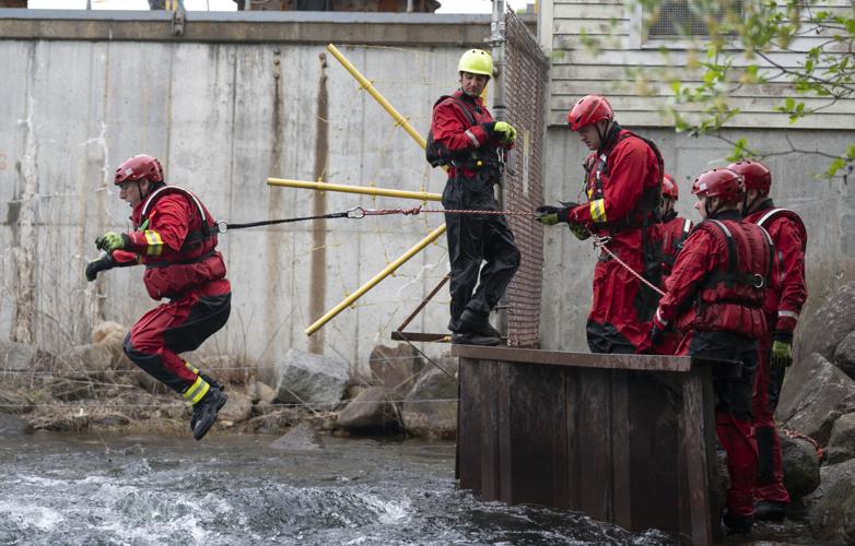 Louis Loutrel jumps in