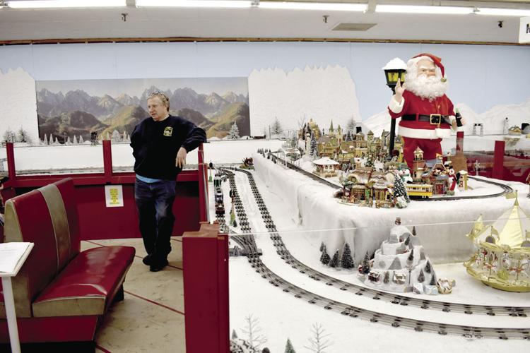 Antique Center model railroad