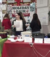 Belmont High business students gearing up for Holiday Fair